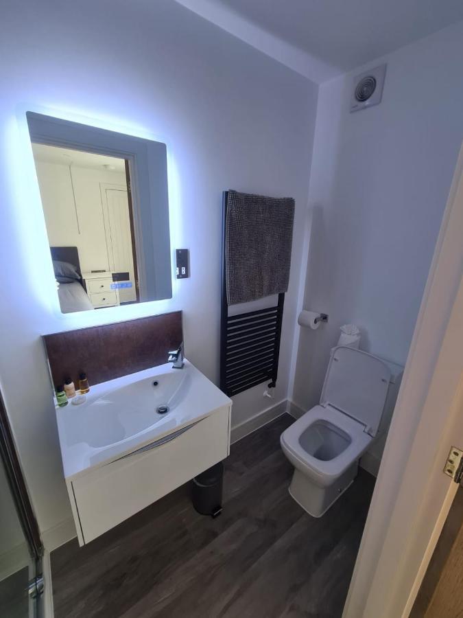 28 Harbour Lettings Luxury Apartments For Over 25S Plymouth Exterior photo